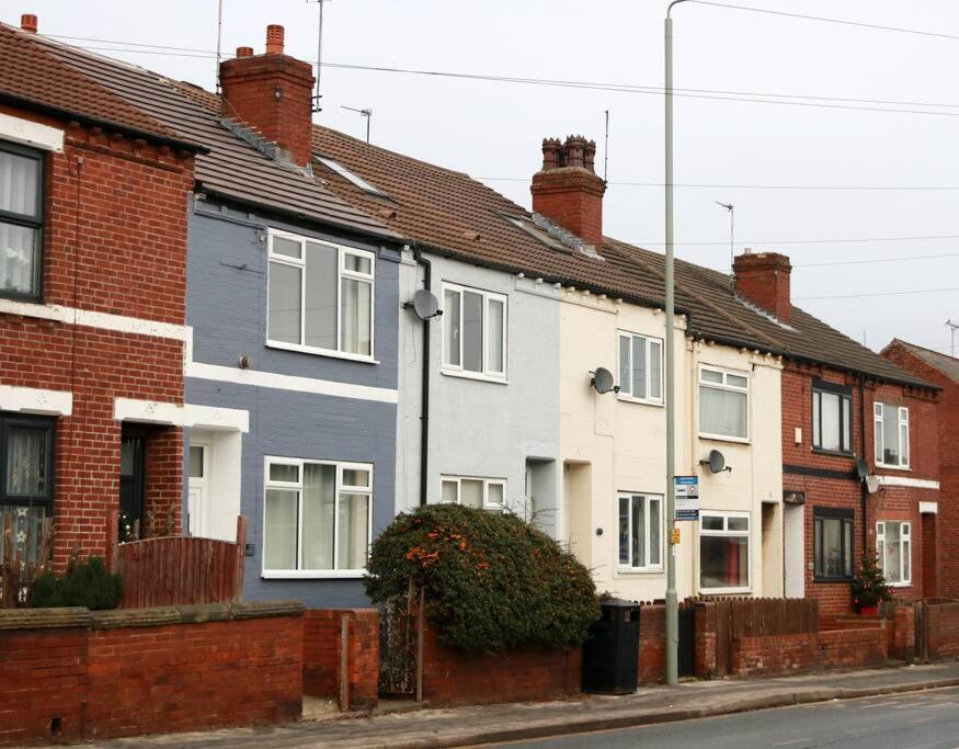Haw Hill House - Modern 4 Bed Apartment Normanton  Exterior foto